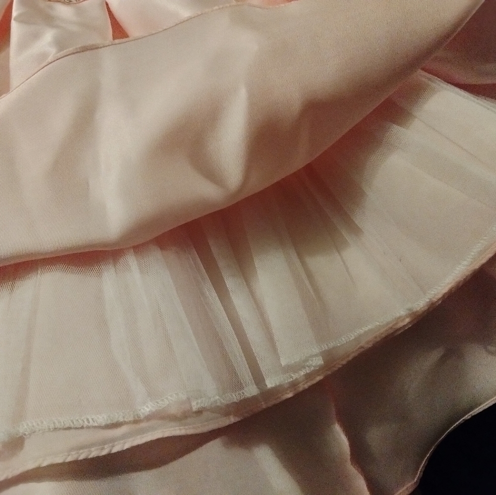Girls Pink Formal Dress - Picture 4 of 4